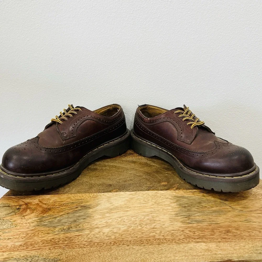 Vintage Doc Dr. Martens 3989/34 Brown  Brogue Made In England Size 10 Y2K